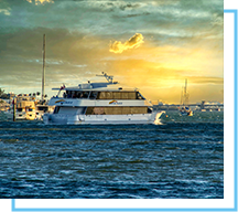 marina jack cruise at sunset