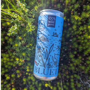 Can of Bluet sparkling wine 