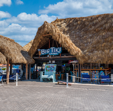 big tiki hut in siesta key village