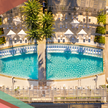 Austin April Fairmont Leisure custom